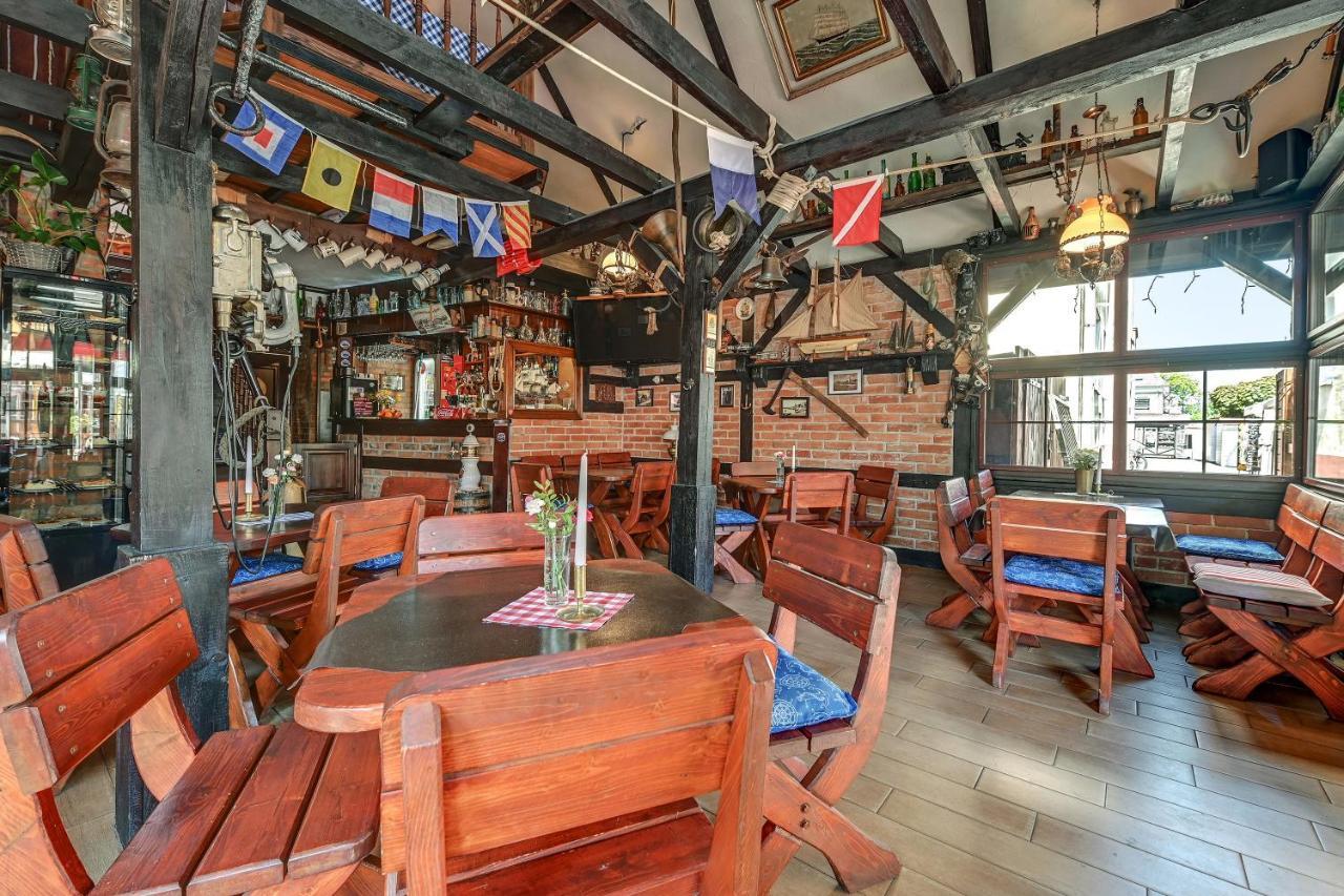 Villa & Restaurant Admiral Nelson Hel Εξωτερικό φωτογραφία