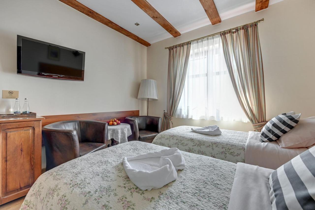 Villa & Restaurant Admiral Nelson Hel Εξωτερικό φωτογραφία