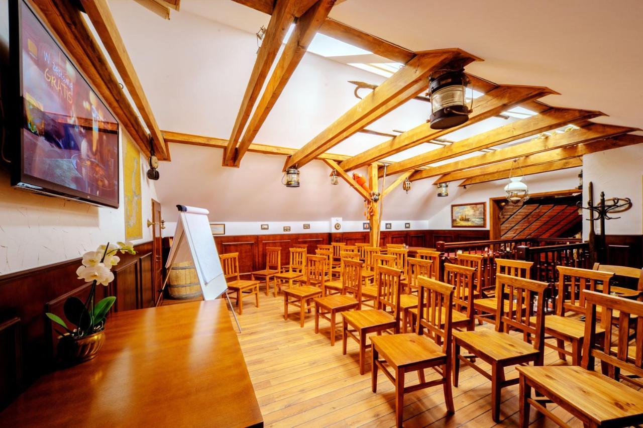 Villa & Restaurant Admiral Nelson Hel Εξωτερικό φωτογραφία