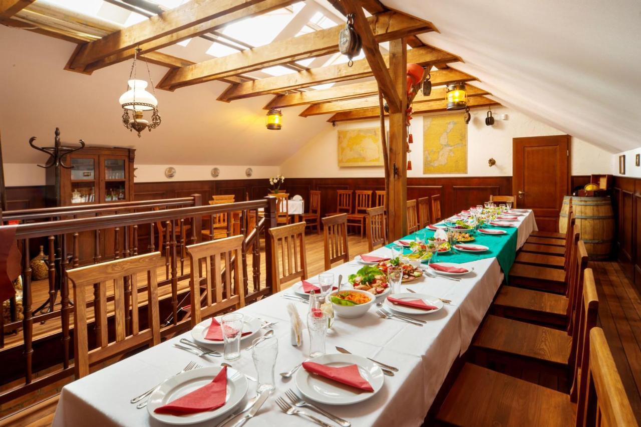 Villa & Restaurant Admiral Nelson Hel Εξωτερικό φωτογραφία